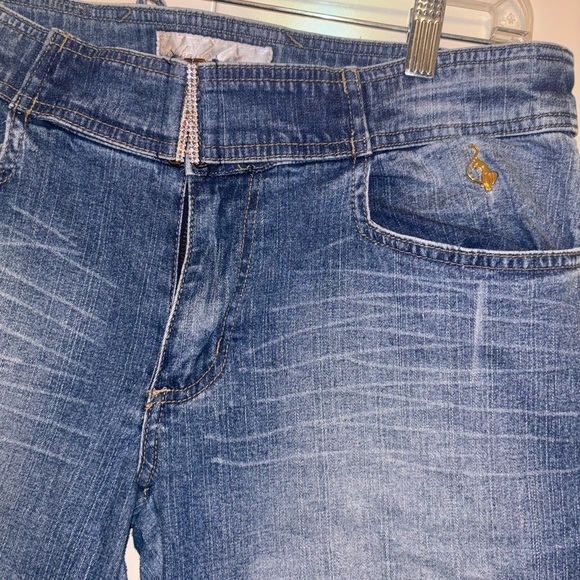 Baby Phat Women' Solid Blue Denim Cotton Mid Rise Pull On Capri Jeans Shorts - Picture 2 of 11